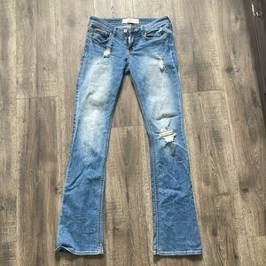 Hollister destroyed boot cut Jean size 28L